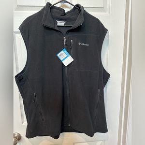 Brand new Columbia black fleece vest